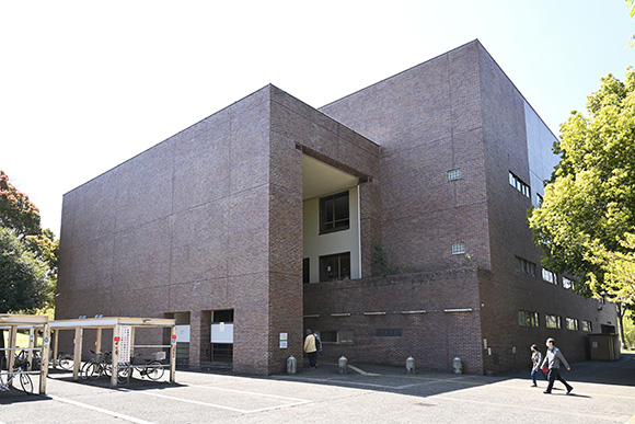 所沢市立所沢図書館 本館